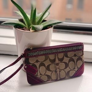 Coach designer wristlet/mini clutch.